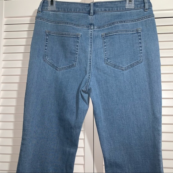 LOGO Jeans - Picture 2 of 5